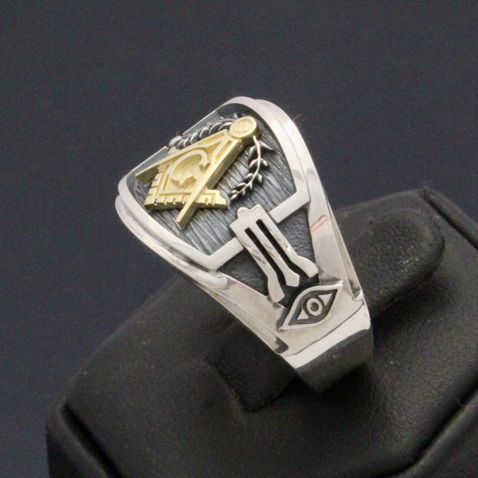 Masonic Ring in Sterling Silver and 18k gold