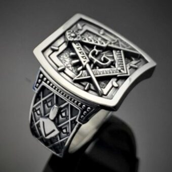 Stylish Blue Lodge Ring in Sterling Silver- side detail of trowel